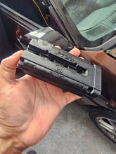 Load image into Gallery viewer, B series spark plug holder