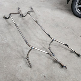 Civic radiator tube support